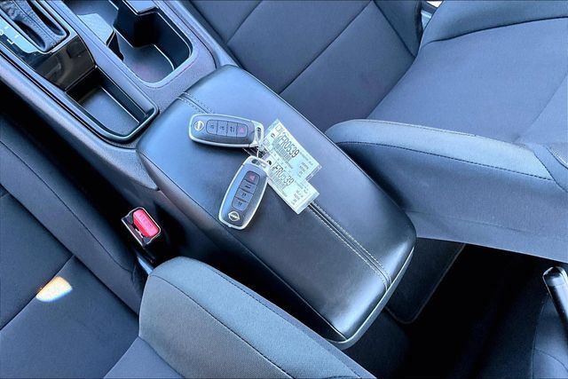 Certified 2025 Nissan Sentra S FWD image 31