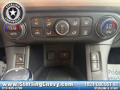 Used 2019 GMC Acadia Denali w/ GMC Pro Grade Package AWD/4WD image 25