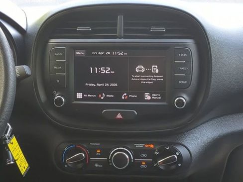Used 2024 Kia Soul LX w/ Option Group 015 FWD image 17