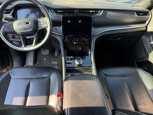 Used 2025 Jeep Grand Cherokee L Limited AWD/4WD image 6