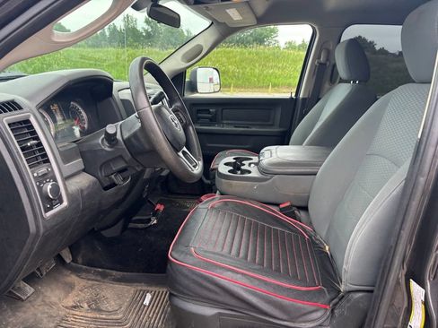 Used 2018 RAM 2500 Tradesman w/ Chrome Appearance Group AWD/4WD image 14