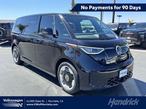 Used 2025 Volkswagen ID. Buzz Pro S RWD image 1