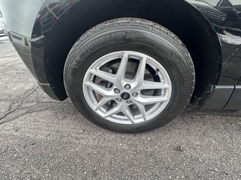 Used 2023 Ford Edge SEL w/ Convenience Package image 9