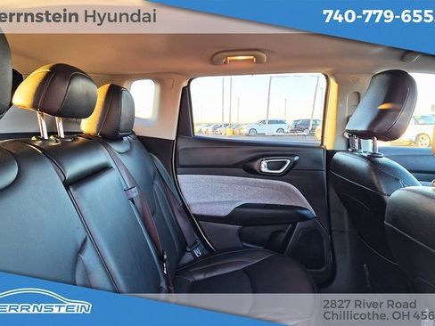 Used 2022 Jeep Compass Latitude image 26