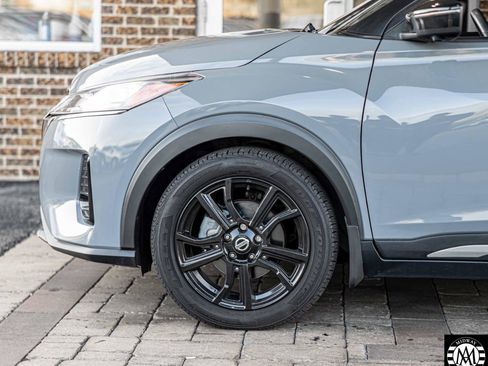 Used 2021 Nissan Kicks SR w/ SR Premium Package FWD image 26