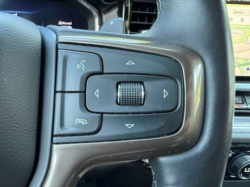 Certified 2023 Chevrolet Silverado 1500 High Country w/ High Country Premium Package AWD/4WD image 36