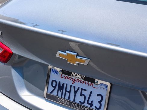Used 2024 Chevrolet Malibu LT FWD image 9