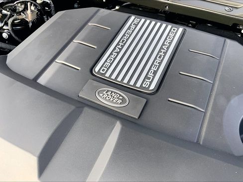 New 2026 Land Rover Defender 110 V8 AWD/4WD image 17