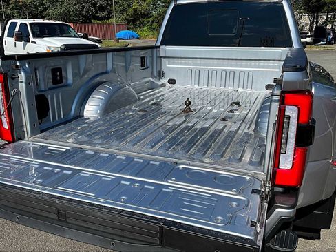 Used 2024 Ford F450 Limited image 63