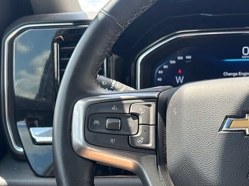 Used 2023 Chevrolet Silverado 1500 LT AWD/4WD image 20