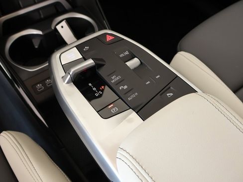 New 2026 BMW X1 xDrive28i w/ Technology Package image 10