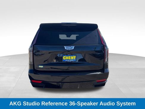 Used 2024 Cadillac Escalade Sport Platinum w/ LPO, ONYX Package image 5