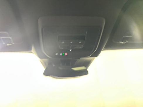 Used 2024 Chevrolet Blazer EV LT image 21