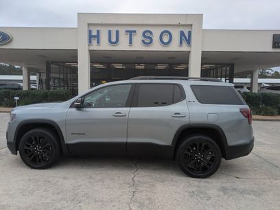 Used 2023 GMC Acadia SLE w/ Driver Convenience Package