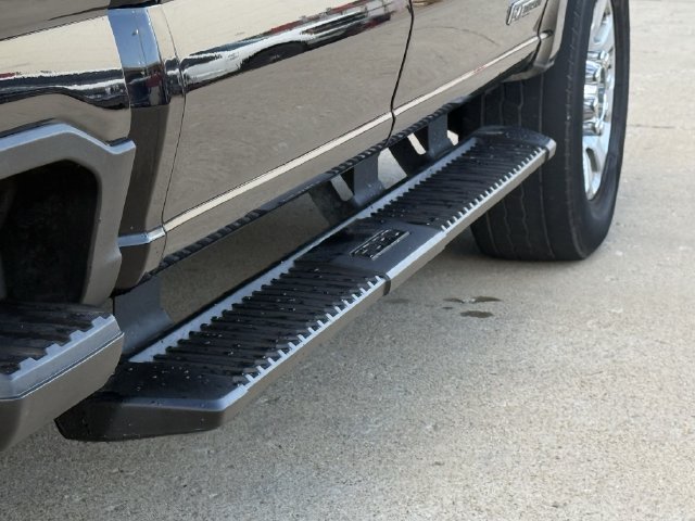 Used 2024 Ford F250 XLT w/ FX4 Off-Road Package AWD/4WD image 9