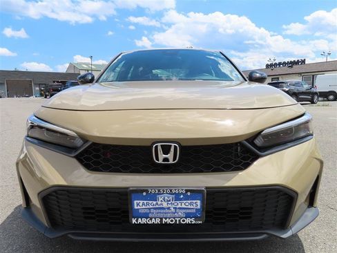 Used 2025 Honda Civic Sport image 3