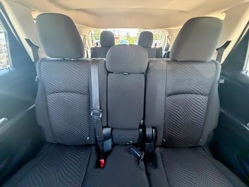 Used 2019 Dodge Journey SE FWD image 15