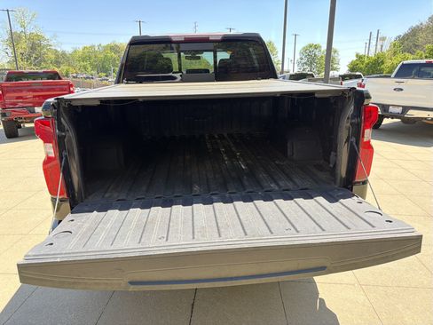 Used 2022 Chevrolet Silverado 1500 LTZ w/ LTZ Convenience Package II image 18