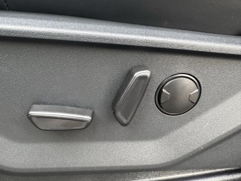 New 2025 Ford Expedition Max Platinum w/ Stealth Performance Package image 33