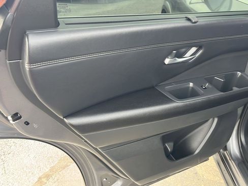 Used 2024 Nissan Pathfinder Platinum w/ Cargo Package image 22