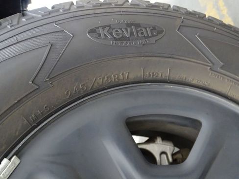 Used 2023 Jeep Wrangler Sport image 35