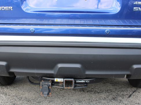 Used 2020 Nissan Pathfinder SV AWD/4WD image 7