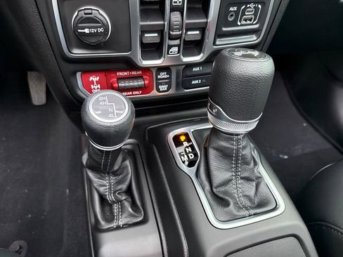 New 2026 Jeep Wrangler Unlimited Rubicon w/ Safety Group image 28