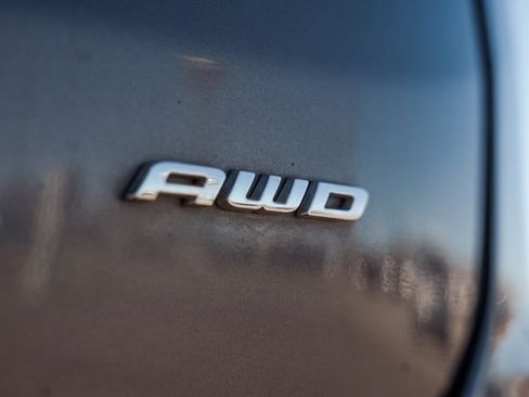 Used 2024 Ford Edge SEL image 12