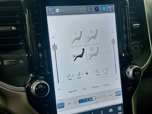 Used 2024 RAM 2500 Laramie image 24