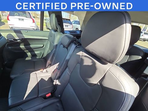 Certified 2025 Volvo XC90 T8 Ultra AWD/4WD image 6