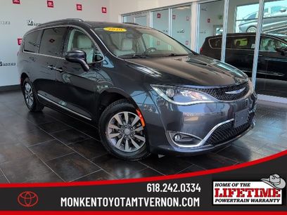 Used 2020 Chrysler Pacifica Touring-L Plus