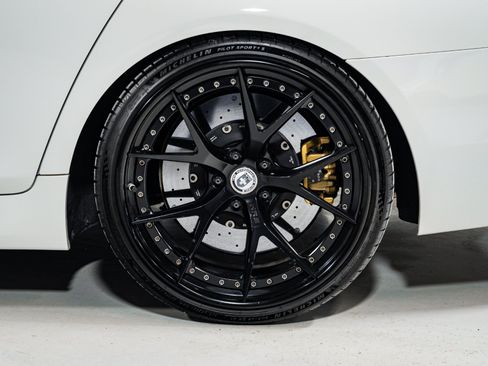 Used 2014 BMW M5 RWD image 11