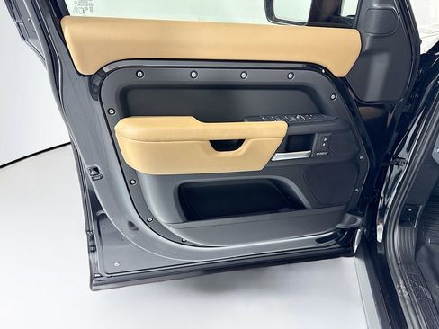 New 2026 Land Rover Defender 110 X-Dynamic SE AWD/4WD image 25