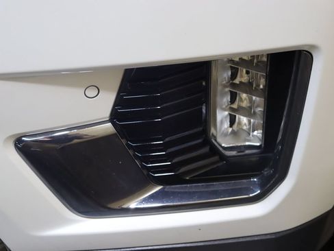 Used 2024 GMC Yukon XL Denali Ultimate AWD/4WD image 15
