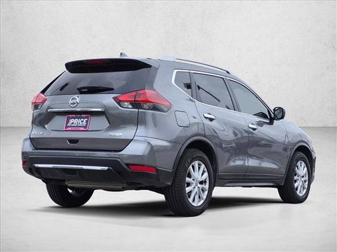 Used 2020 Nissan Rogue S w/ Special Edition Package FWD image 5