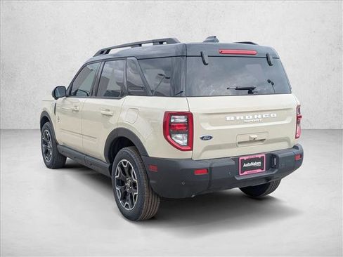 New 2025 Ford Bronco Sport Outer Banks w/ Outer Banks Tech Package+ AWD/4WD image 9