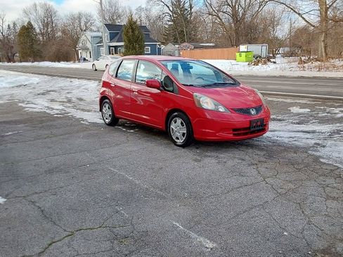 Used 2013 Honda Fit image 4
