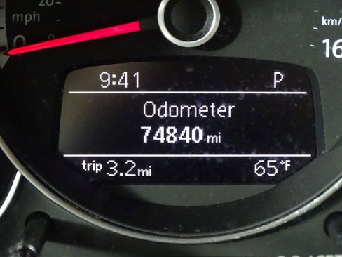 Used 2014 Volkswagen Beetle 2.5 image 29