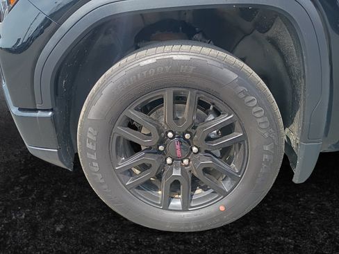 Used 2023 GMC Sierra 1500 Elevation AWD/4WD image 15