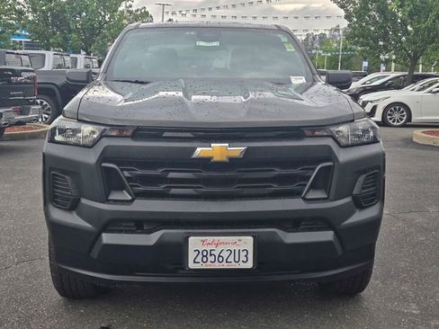 Used 2023 Chevrolet Colorado W/T image 2