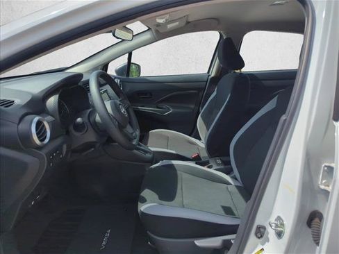 Used 2025 Nissan Versa S w/ Trunk Package FWD image 16