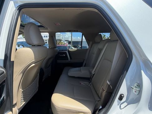 Used 2024 Toyota 4Runner Limited AWD/4WD image 12