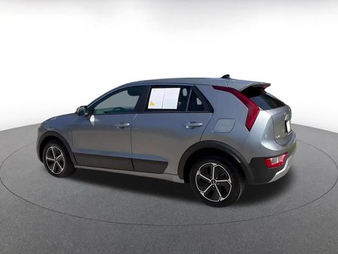 Used 2026 Kia Niro LX FWD image 10