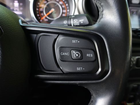 Used 2019 Jeep Wrangler Unlimited Sport S AWD/4WD image 19
