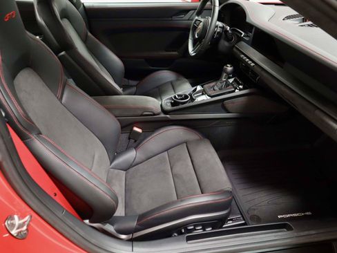 Used 2026 Porsche 911 GT3 RWD image 12