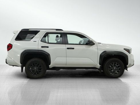 Used 2025 Toyota 4Runner SR5 image 6