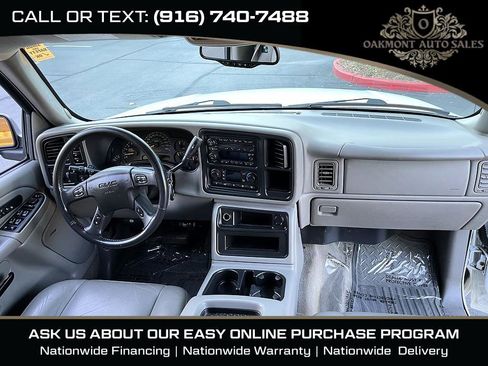 Used 2005 GMC Sierra 2500 SLT w/ Skid Plate Package AWD/4WD image 13