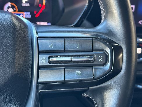 Used 2024 Chevrolet Colorado LT w/ LT Convenience Package image 31