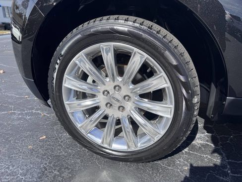 Used 2013 Lincoln MKX Base AWD 4dr SUV image 12