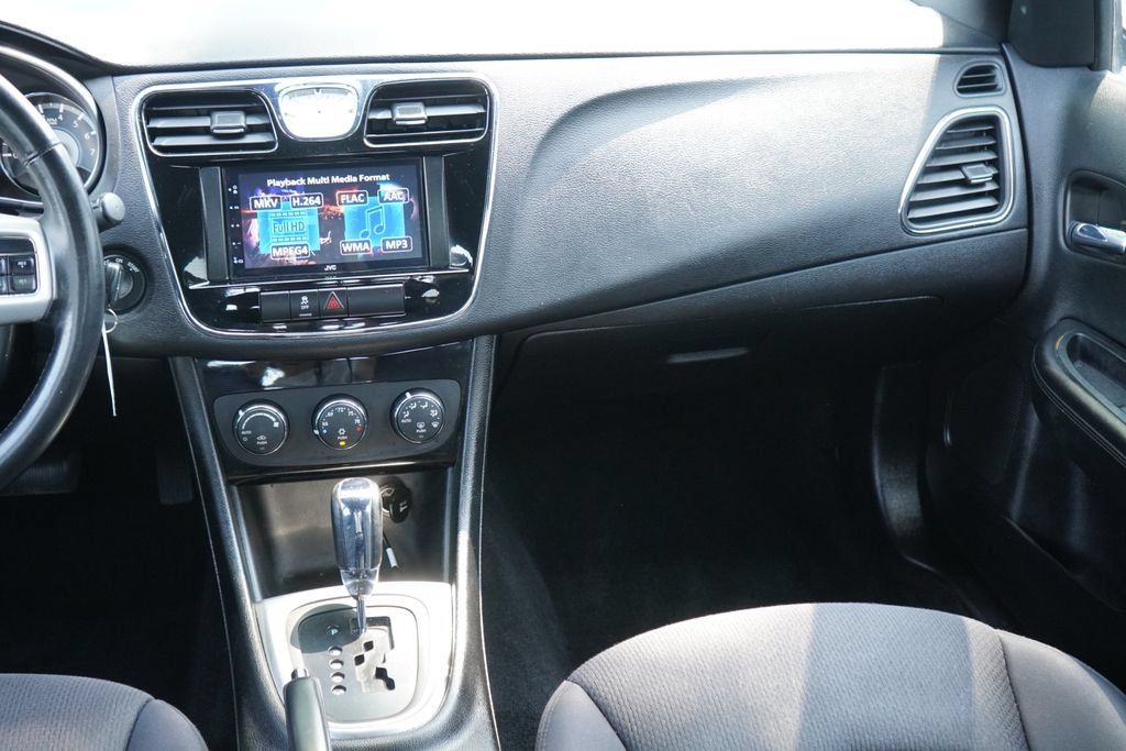 Used 2013 Chrysler 200 Touring FWD image 22